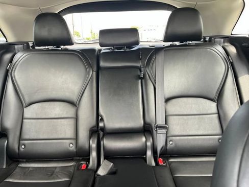 Used 2021 INFINITI QX50 Luxe AWD/4WD image 19