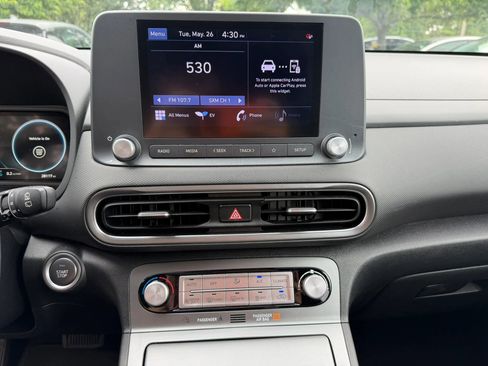 Used 2022 Hyundai Kona SEL FWD image 25