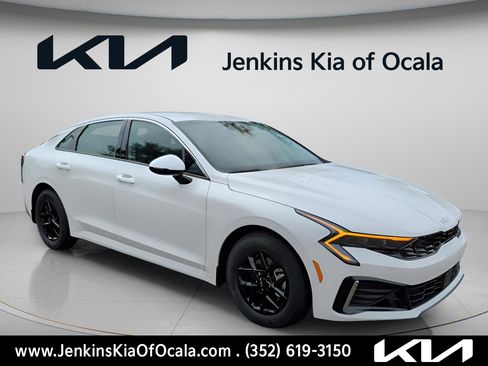 New 2026 Kia K5 LXS FWD image 1