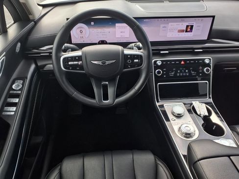 Used 2025 Genesis GV80 2.5T Standard AWD/4WD image 4