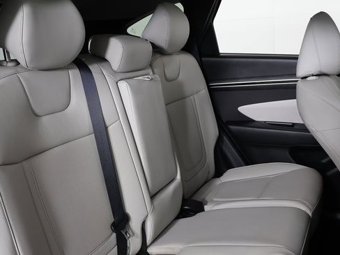 Used 2024 Hyundai Tucson SEL w/ Convenience Package image 35