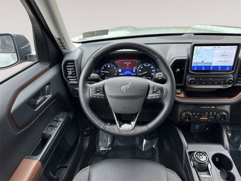 Used 2022 Ford Bronco Sport Outer Banks w/ Tech Package image 12