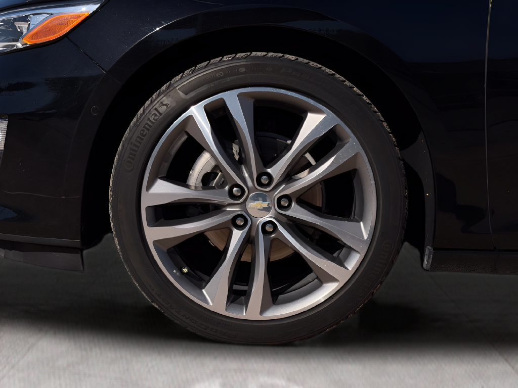 Used 2019 Chevrolet Malibu Premier w/ Sun and Wheel Package FWD image 32