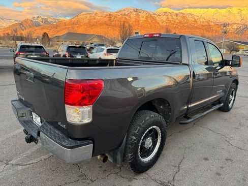 Used 2011 Toyota Tundra 4x4 Double Cab w/ SR5 Pkg image 6
