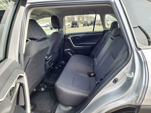 Used 2023 Toyota RAV4 LE image 21