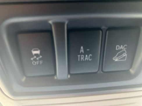 Used 2023 Toyota 4Runner Limited AWD/4WD image 23