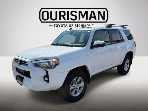 Certified 2021 Toyota 4Runner SR5 image 4