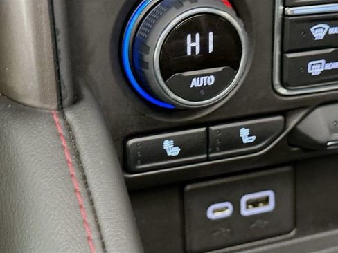 Used 2022 Chevrolet Tahoe RST w/ Sport Performance Package image 23