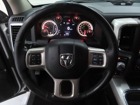 Used 2017 RAM 1500 Laramie w/ Convenience Group AWD/4WD image 15