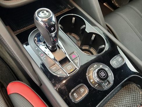 Used 2021 Bentley Bentayga Speed AWD/4WD image 23