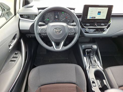 Certified 2023 Toyota Corolla SE w/ SE Package AWD/4WD image 12