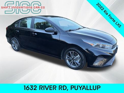 Used 2022 Kia Forte LXS image 8