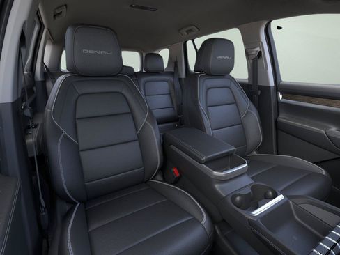 New 2027 GMC Terrain Denali w/ LPO, Floor Liner Package AWD/4WD image 10