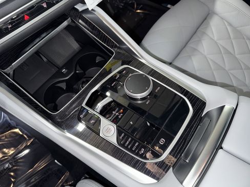 New 2026 BMW X6 xDrive40i w/ Climate Comfort Package image 20