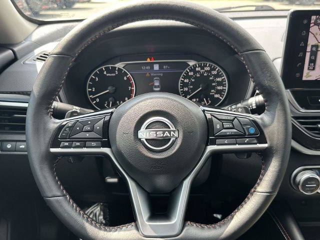 Used 2023 Nissan Altima 2.0 SR FWD image 23