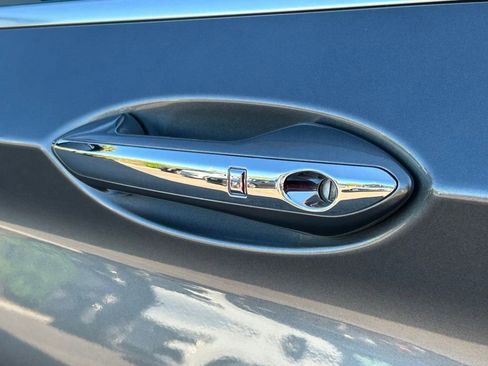 Used 2023 INFINITI QX50 Luxe image 36