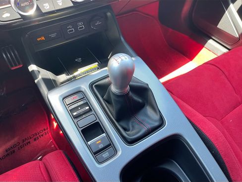 Used 2025 Honda Civic Type R image 17