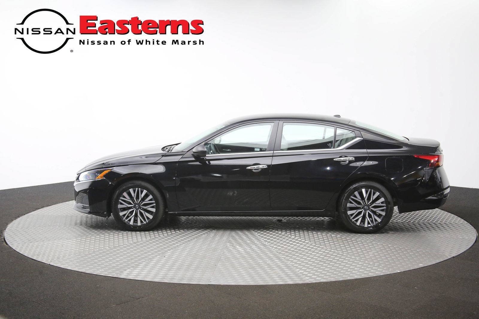 Used 2024 Nissan Altima 2.5 SV FWD image 58