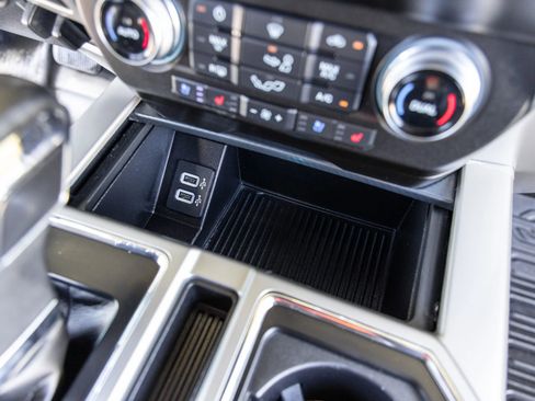 Used 2020 Ford F150 Lariat w/ Equipment Group 502A Luxury image 31