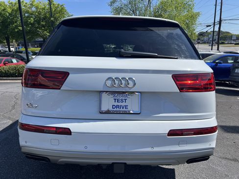 Used 2019 Audi Q7 3.0T Prestige w/ Prestige Package image 4