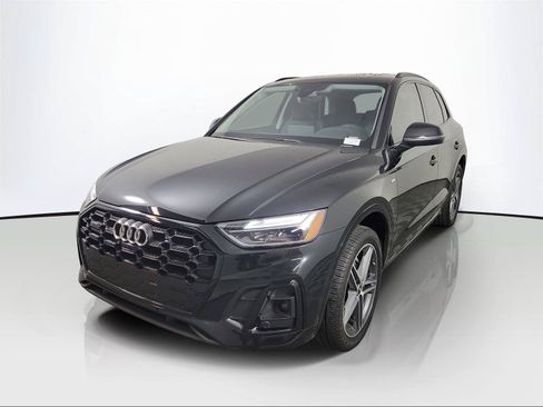 Used 2023 Audi Q5 e Premium Plus w/ Premium Plus Package AWD/4WD image 3