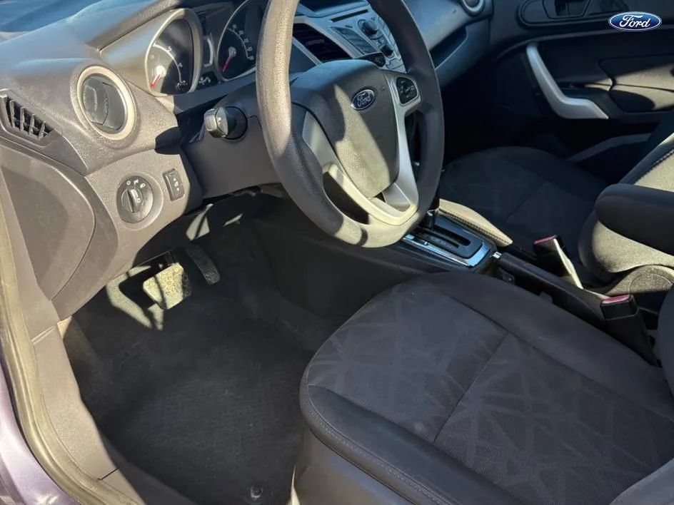 Used 2012 Ford Fiesta SE FWD image 11