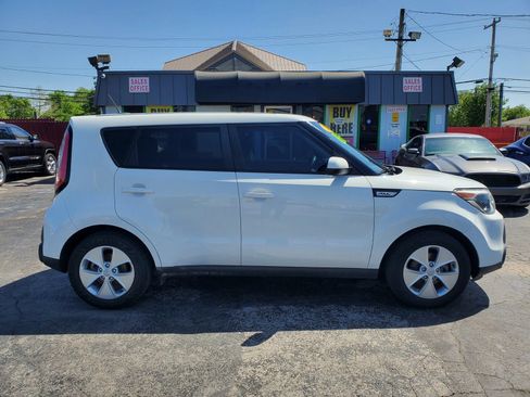 Used 2016 Kia Soul w/ Option Group 020 FWD image 20