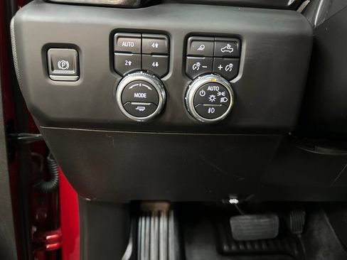 Used 2026 GMC Sierra 1500 AT4 w/ AT4 Premium Package AWD/4WD image 34