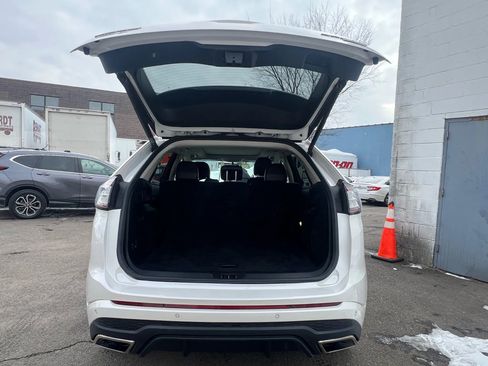 Used 2016 Ford Edge Sport w/ Technology Package image 9