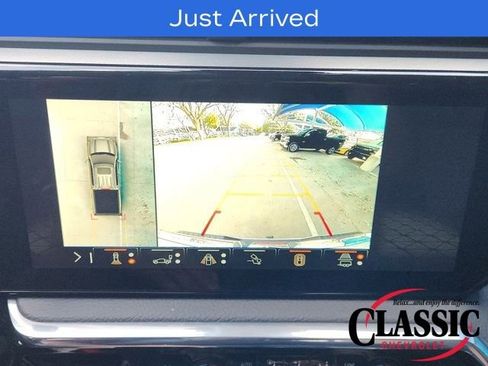 Used 2024 GMC Sierra 1500 Denali w/ Technology Package image 9