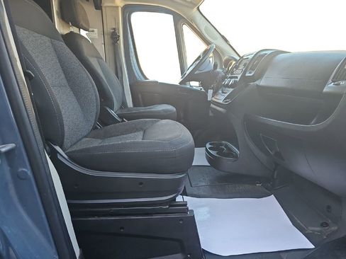Used 2019 RAM ProMaster 2500 image 17
