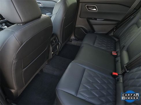 Used 2026 Nissan Rogue Platinum w/ Platinum Premium Package image 13