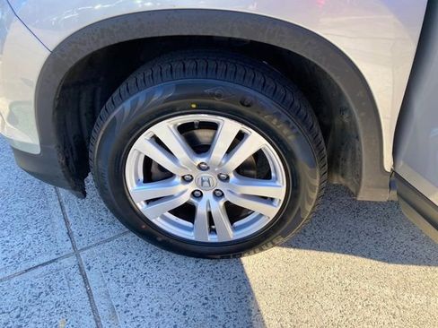 Used 2017 Honda Pilot LX image 29