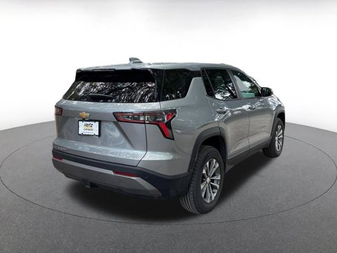 Used 2025 Chevrolet Equinox LT AWD/4WD image 7