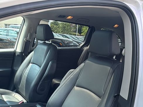 Used 2025 Honda Odyssey EX-L image 11