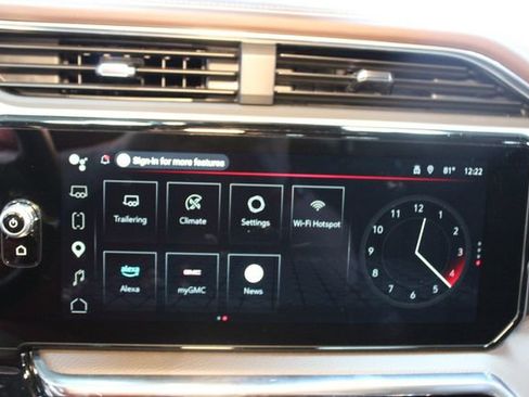 Used 2025 GMC Sierra 1500 Denali AWD/4WD image 27