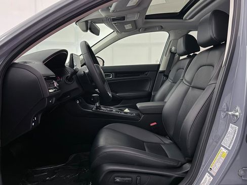Used 2023 Honda Civic Touring image 18