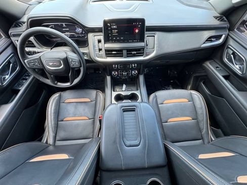 Used 2024 GMC Yukon AT4 w/ Technology Package AWD/4WD image 20