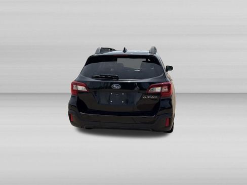 Used 2019 Subaru Outback 2.5i Limited AWD/4WD image 5