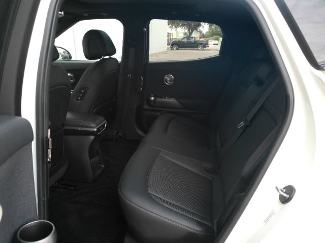 Used 2024 Genesis GV60 RWD image 20