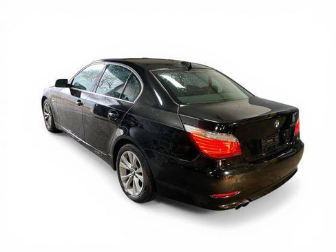 Used 2010 BMW 535i xDrive Sedan image 3