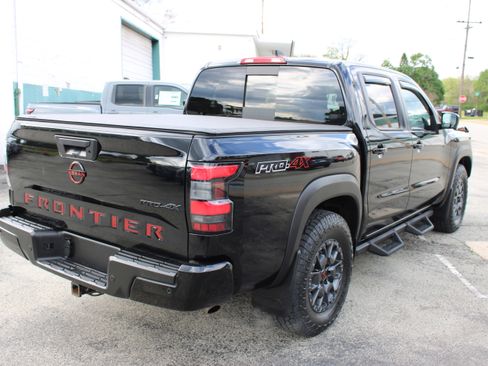 Certified 2024 Nissan Frontier PRO-4X w/ Pro Premium Package AWD/4WD image 8