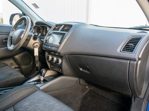 Used 2021 Mitsubishi Outlander Sport ES image 30