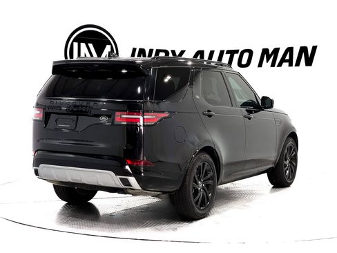Used 2020 Land Rover Discovery Landmark image 4