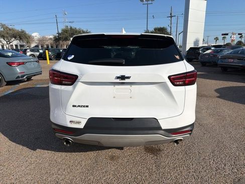 Used 2023 Chevrolet Blazer LT w/ LPO, Black Grille Bar Package image 4