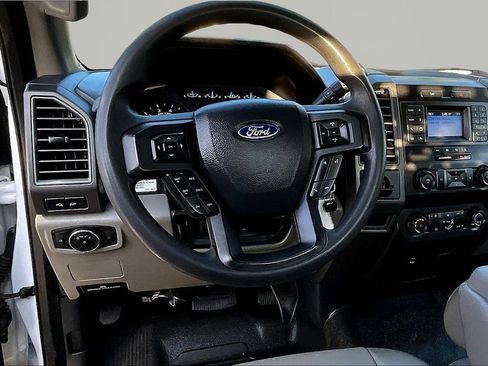 Used 2022 Ford F350 XL w/ Power Equipment Group image 8