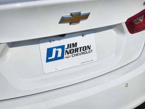 Used 2024 Chevrolet Malibu LT FWD image 11
