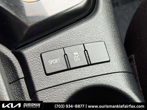 Used 2018 Toyota Corolla iM image 9