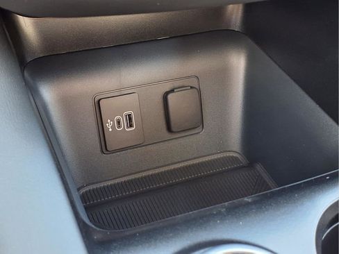 New 2026 Ford Explorer ST-Line w/ ST-Line Street Pack image 10