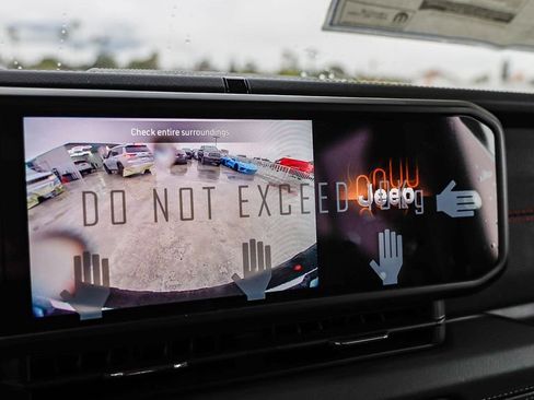 New 2025 Jeep Wrangler Unlimited Rubicon image 29